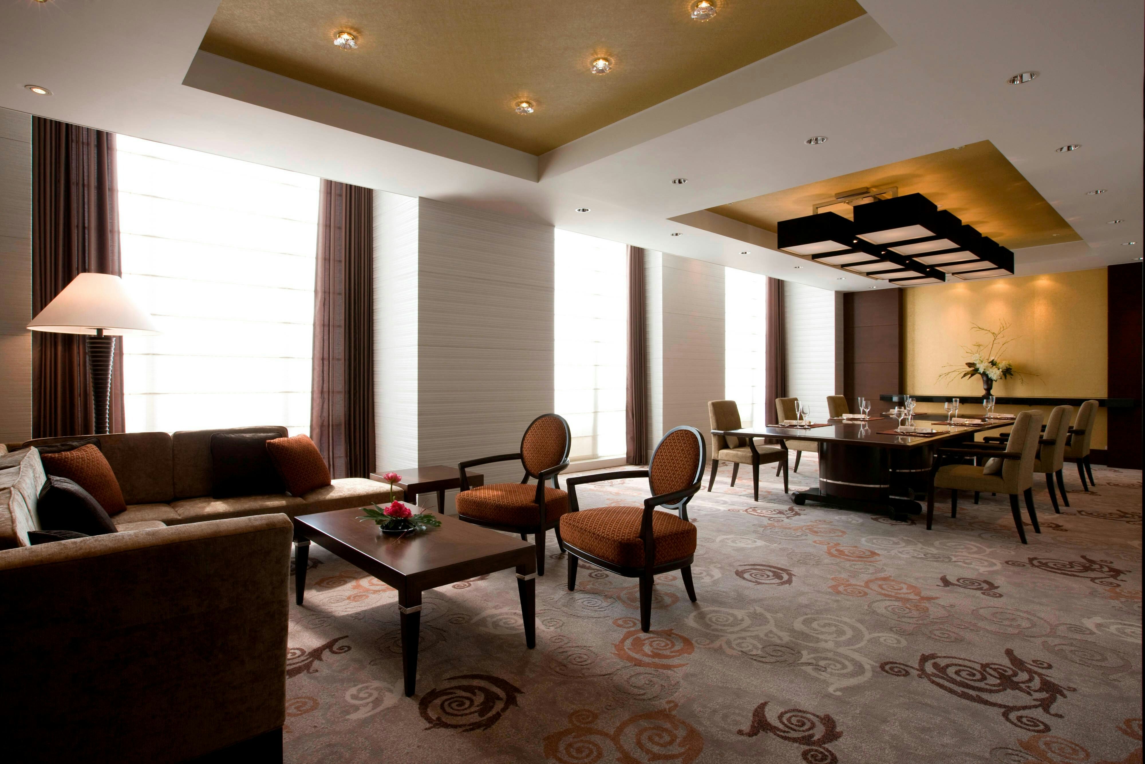 Sheraton Miyako 41/80