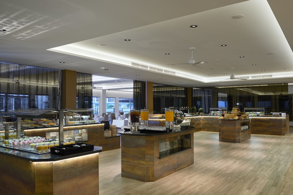 Melia Llana Beach Resort Spa 1/50