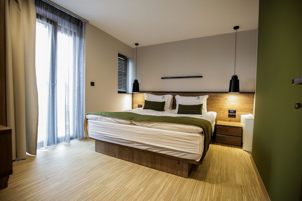 Su Hotel 11/50