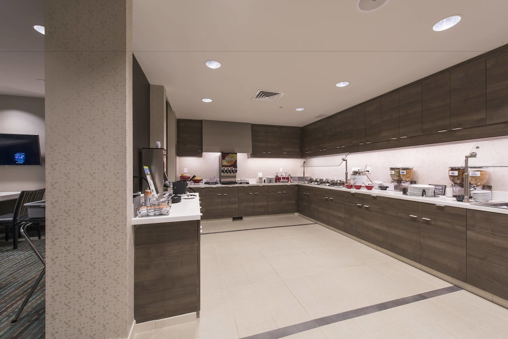 Residence Inn Nashua 4/40