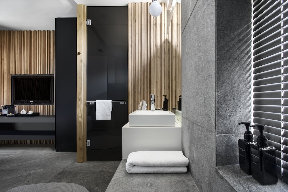 Pod Camps Bay 24/70