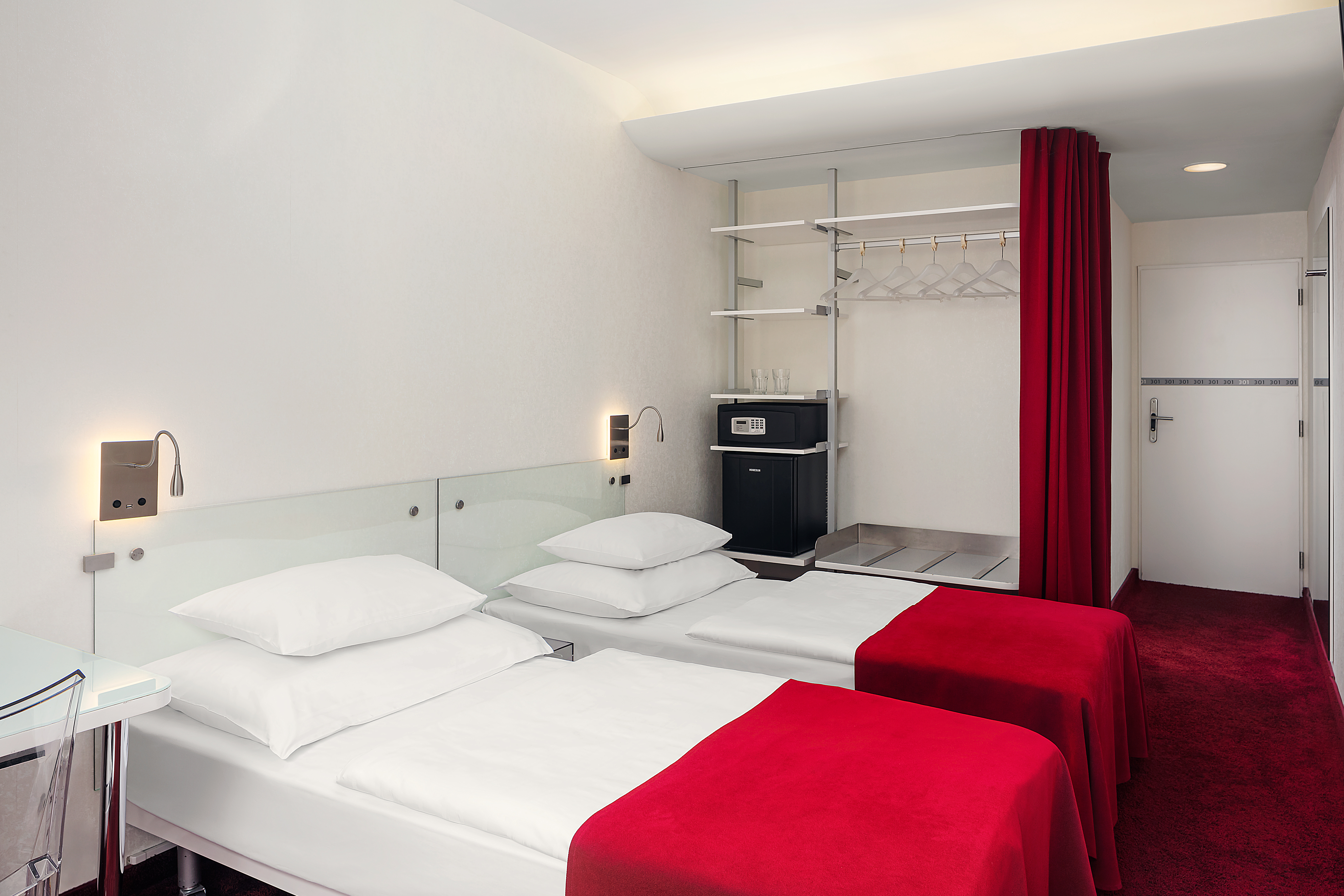 STANDARD, DOUBLE BED