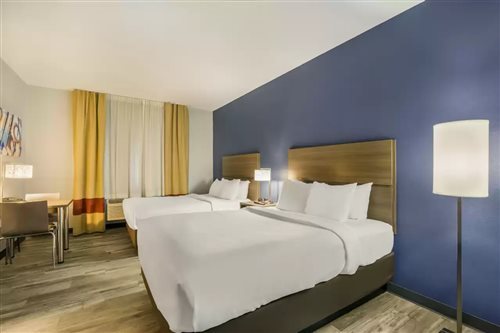 جناح بسريرين كوين، MainStay Suites Joliet I-55 2/2