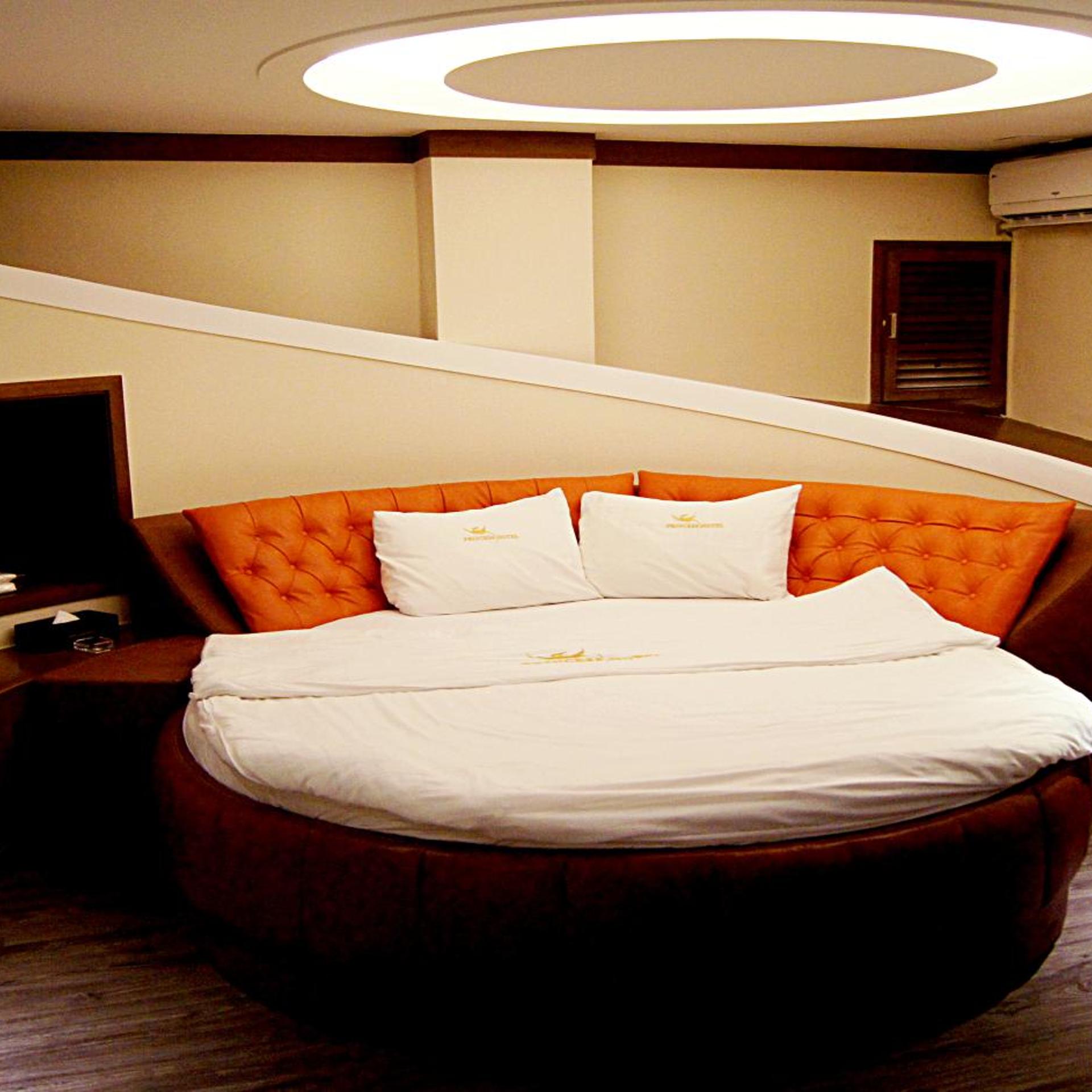 Princess Hotel 10/22