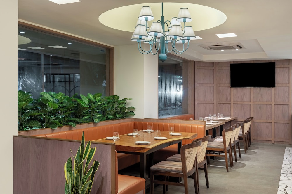Hotel Suncity Residency 16/19