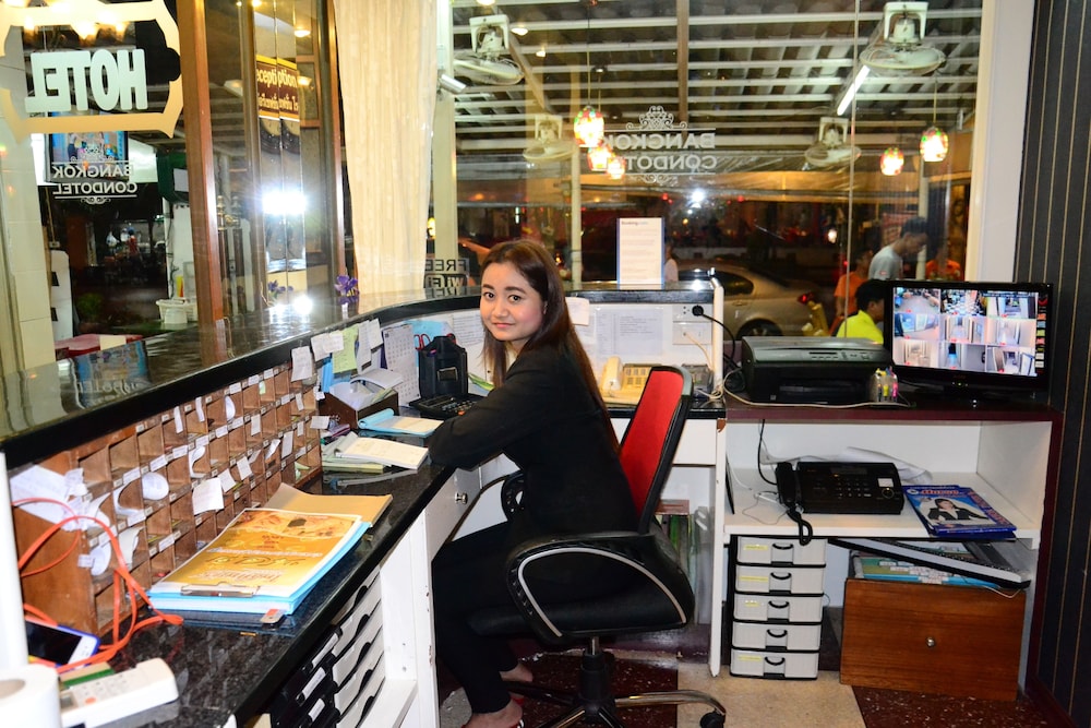 At Bangkok Hotel 44/50