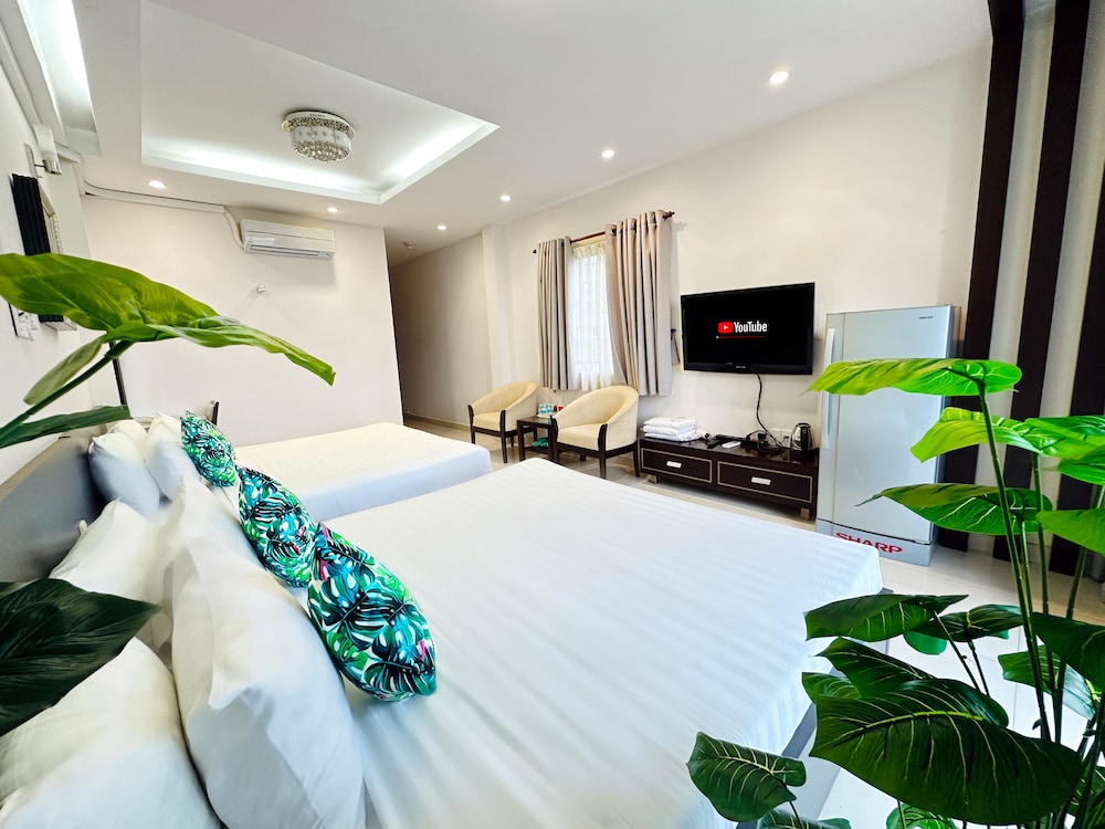 Calmette Hotel 38/50