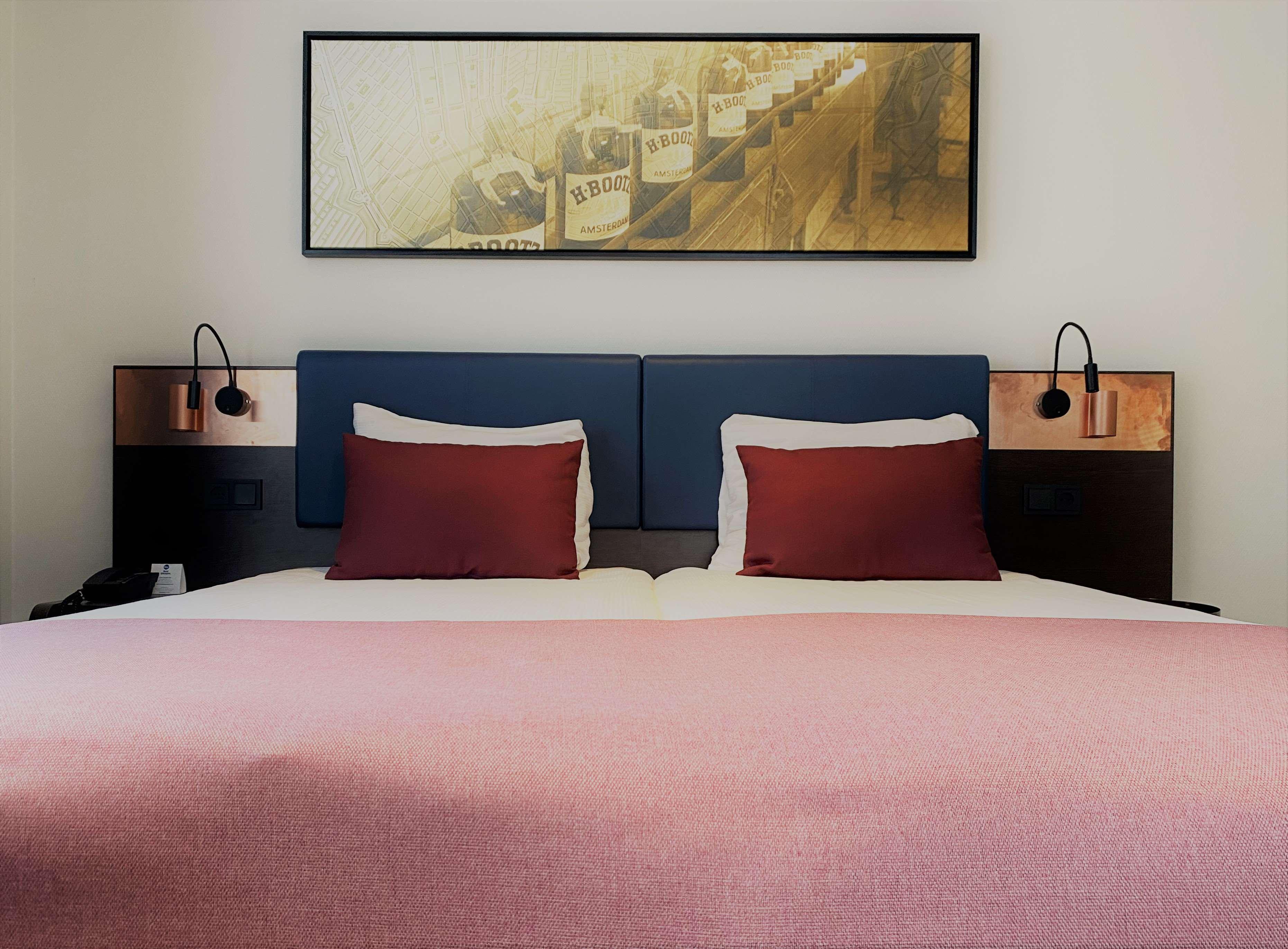غرفة بسريرين، BEST WESTERN DAM SQUARE INN 4/8