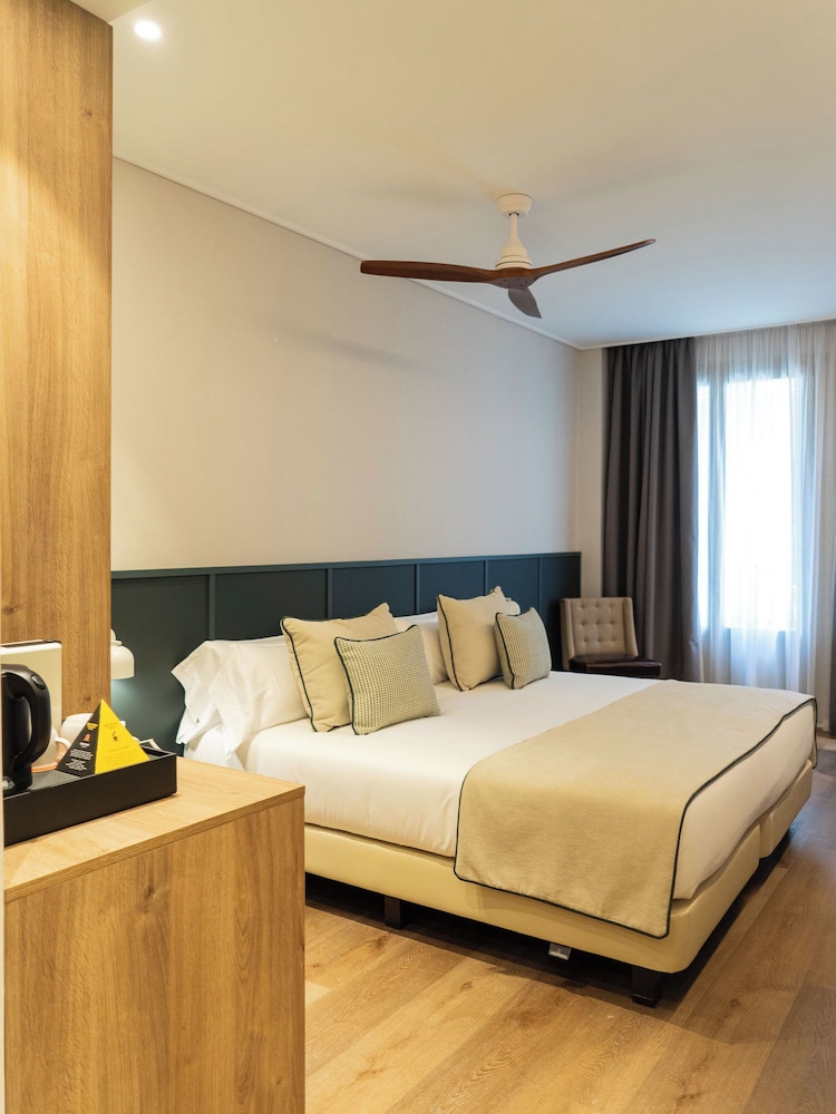 Hotel Well and Come Malaga 14/50