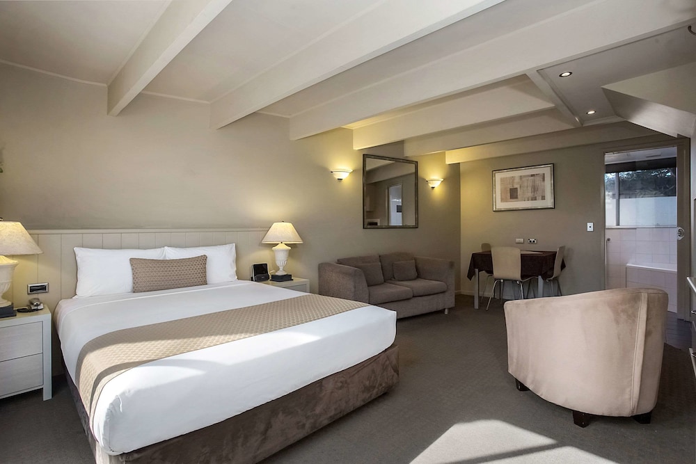 Comfort Inn On Raglan 8/39
