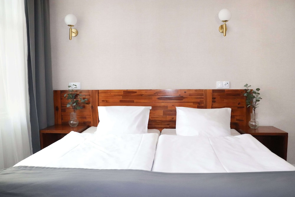 Hotel Piast 21/50