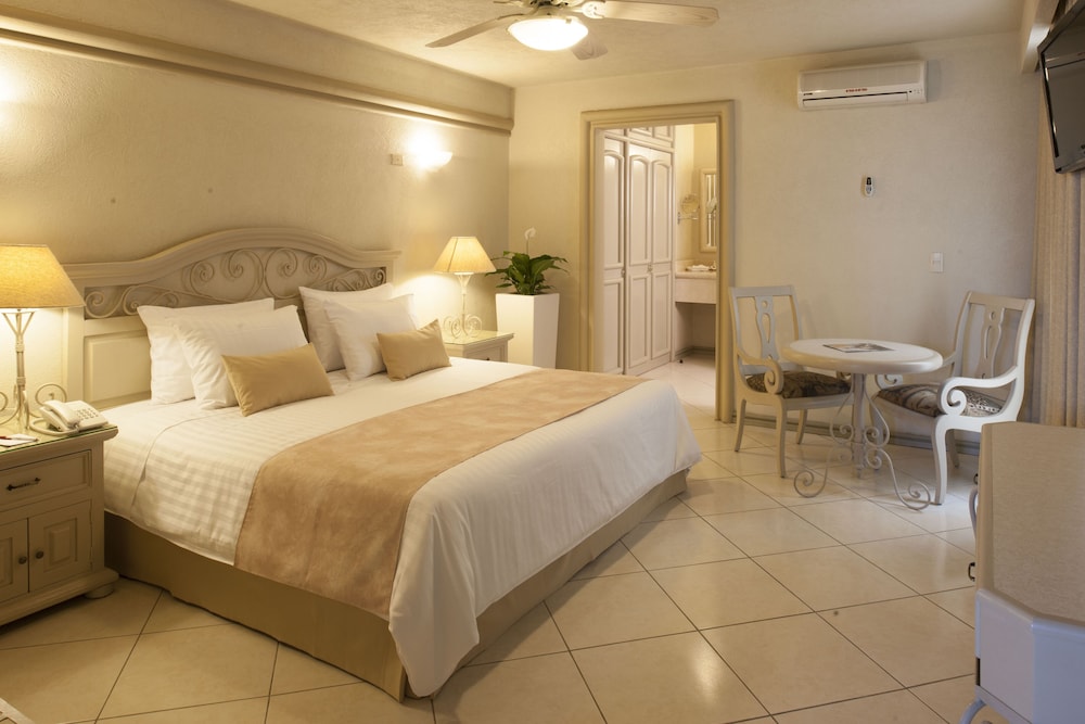 HOTEL AND SUITES QUINTA MAGNA 10/34