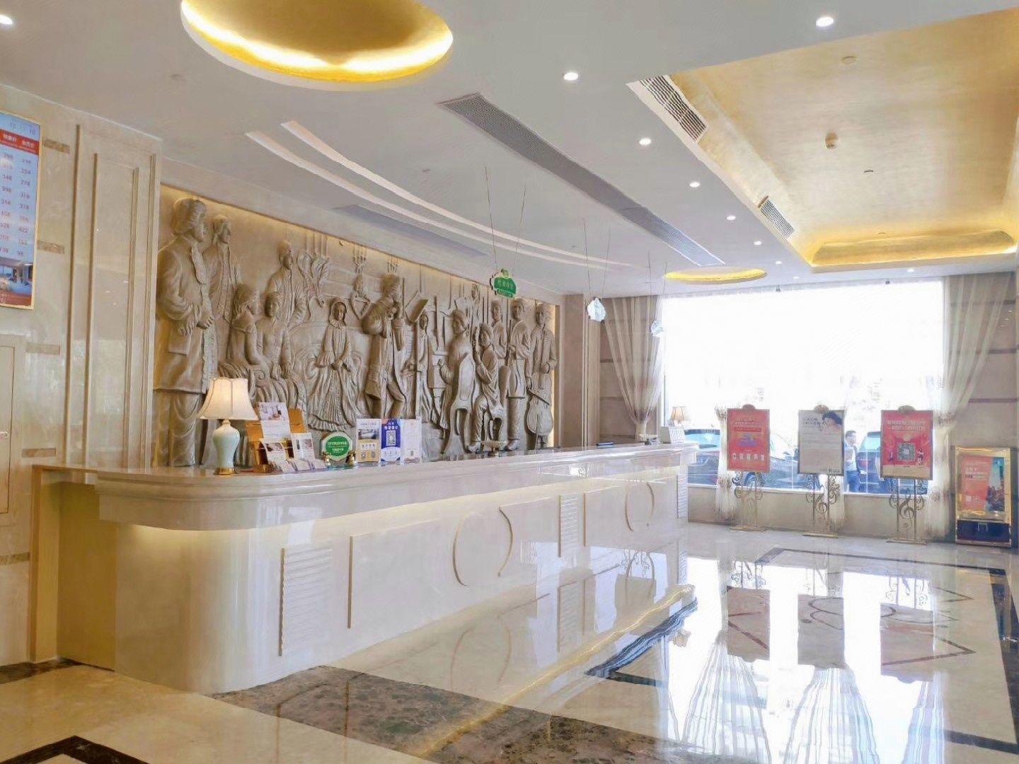 Vienna Classic Hotel (Shenzhen Pingshan Bihu) 19/40
