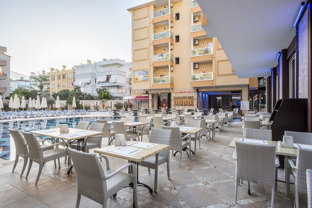 Tac Premier Hotel Spa 58/74