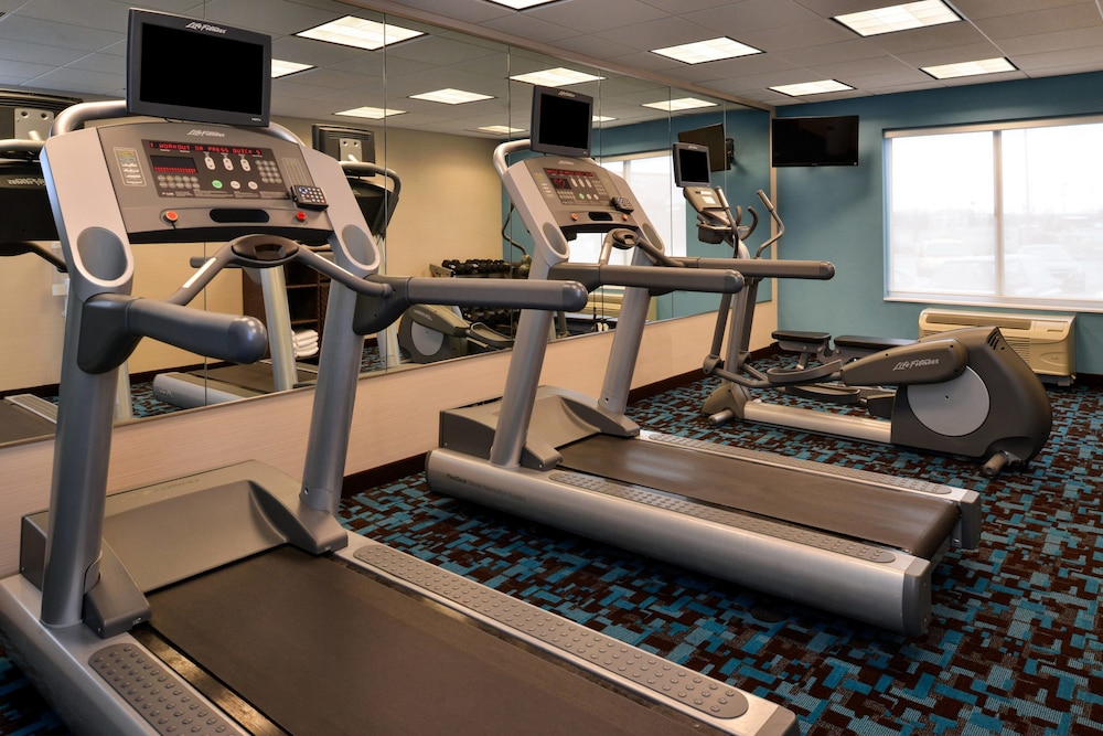 Fairfield Inn Suites Fort Wayne 20/30