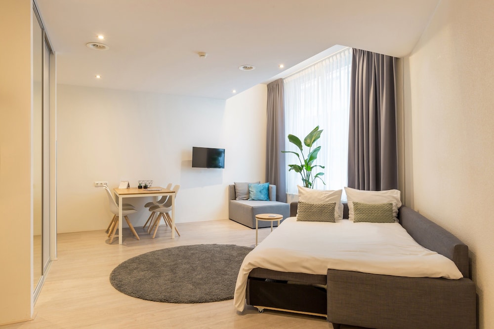 HOTEL2STAY 19/41
