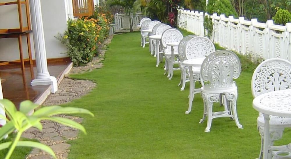 Water Garden Hotel 10/10