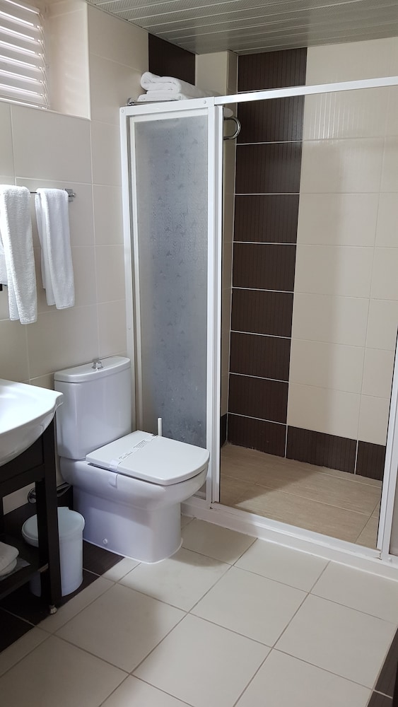 Troas Beach Hotel 58/59