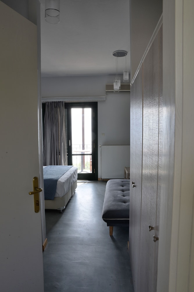 Marabou Hotel 7/50