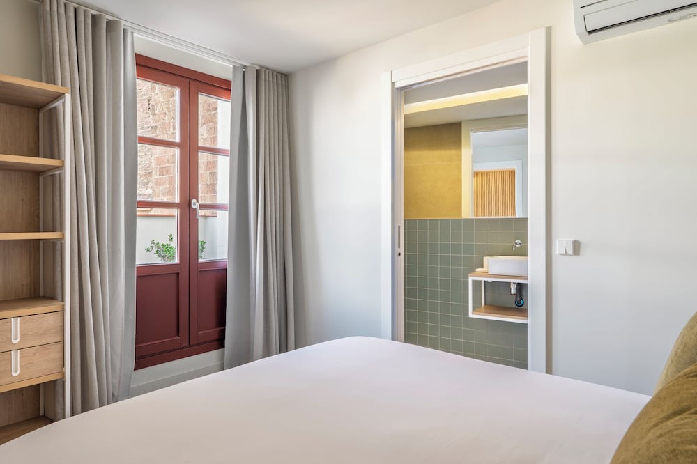 Aspasios Garden Apartments 6/46