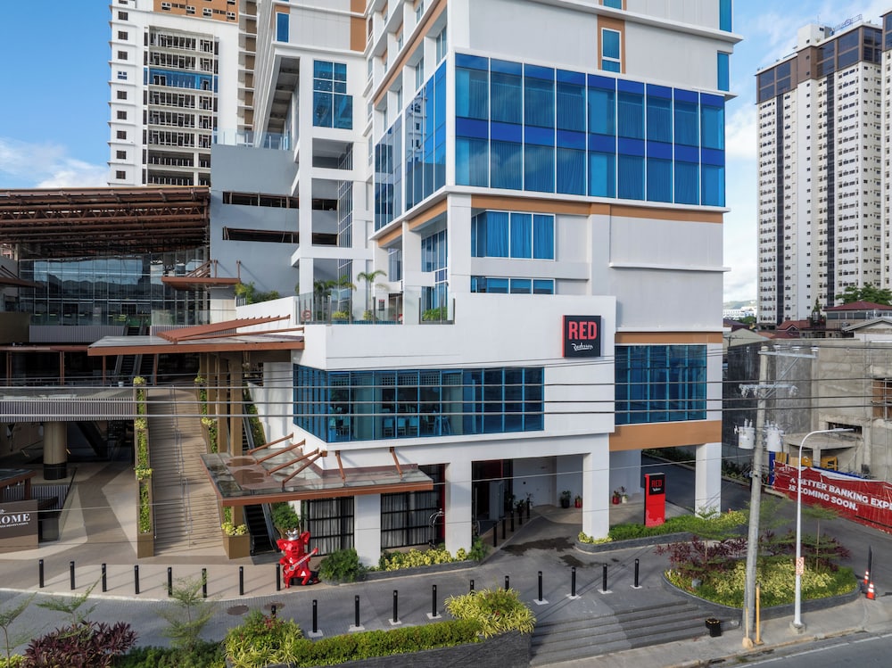 Radisson RED Cebu Mandaue 4/43