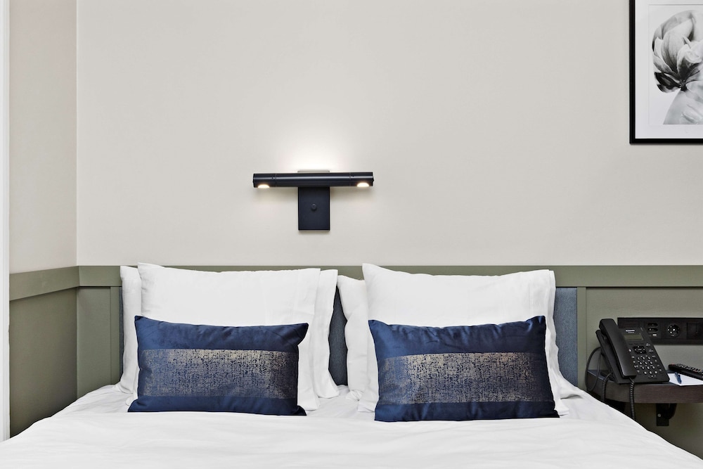 Best Western Hotel At 108 30/58