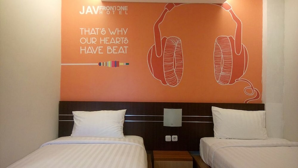JNJ FRONT ONE HOTEL LAHAT 17/26