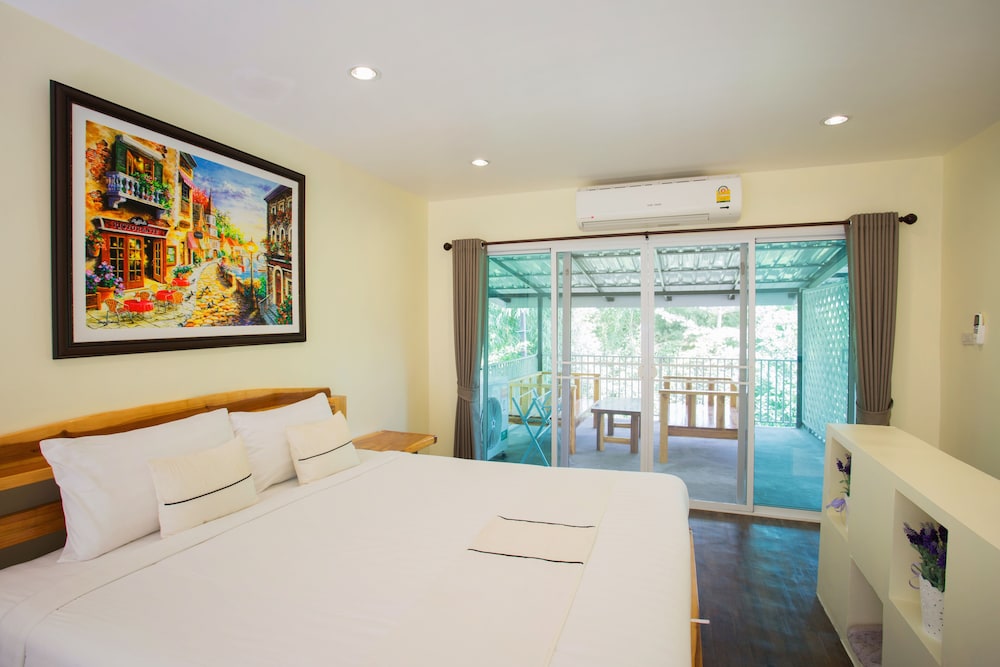 Watermill Resort 12/50