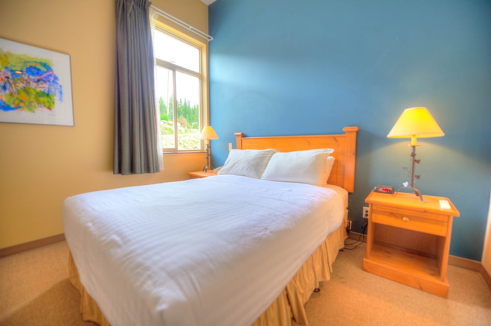 Inn at Big White 10/54