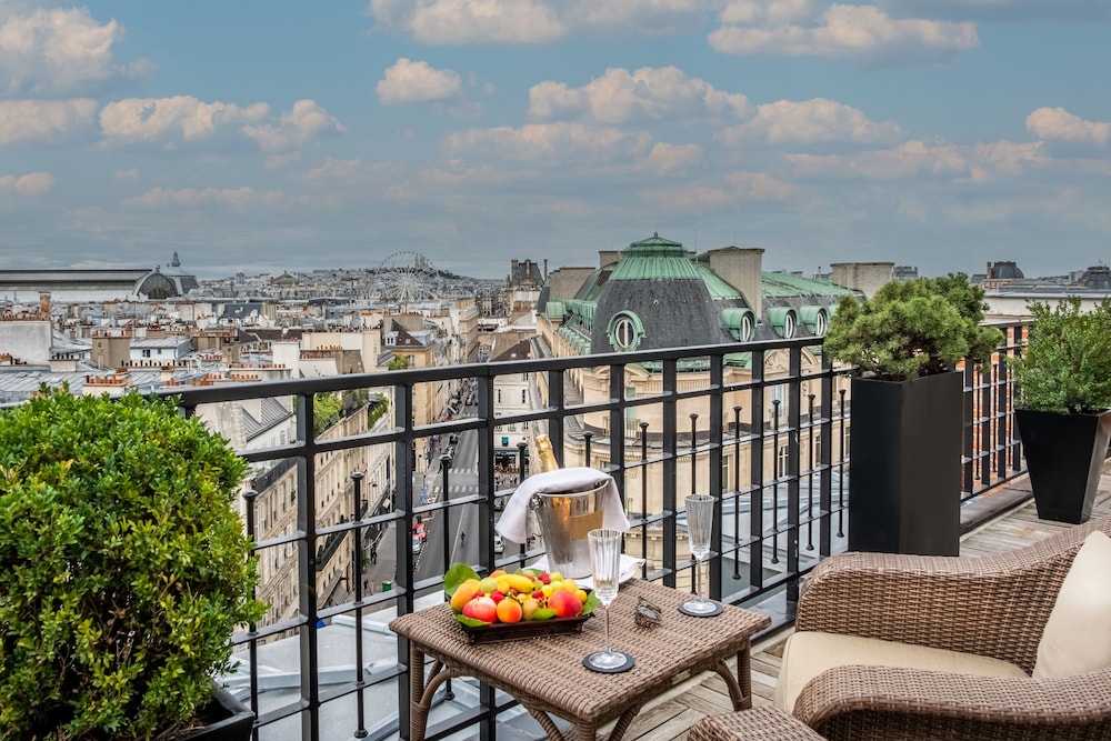 Hotel Pont Royal 56/68