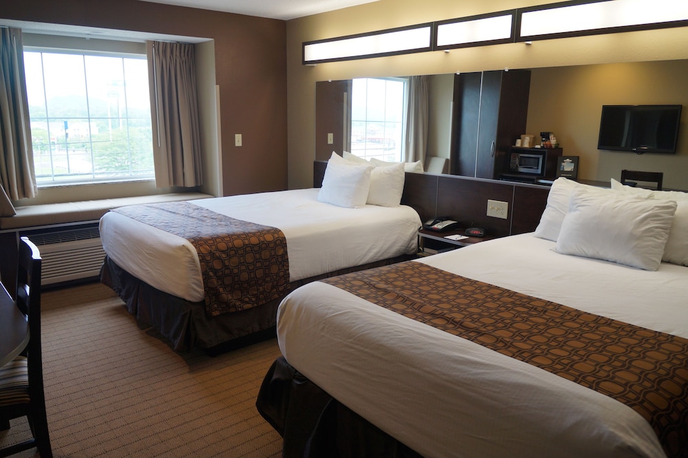 Microtel Inn Suites By Wyndham Cambridge 5/31