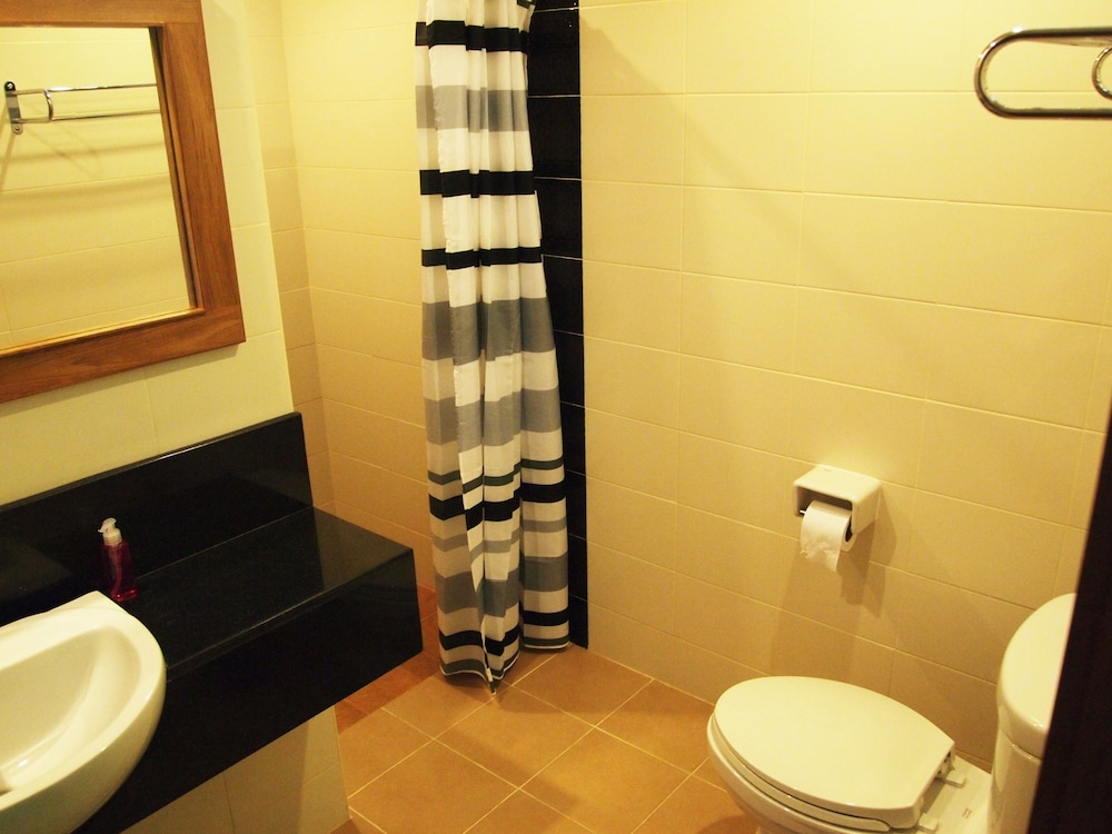 PHUKET ECOZY HOTEL 26/44
