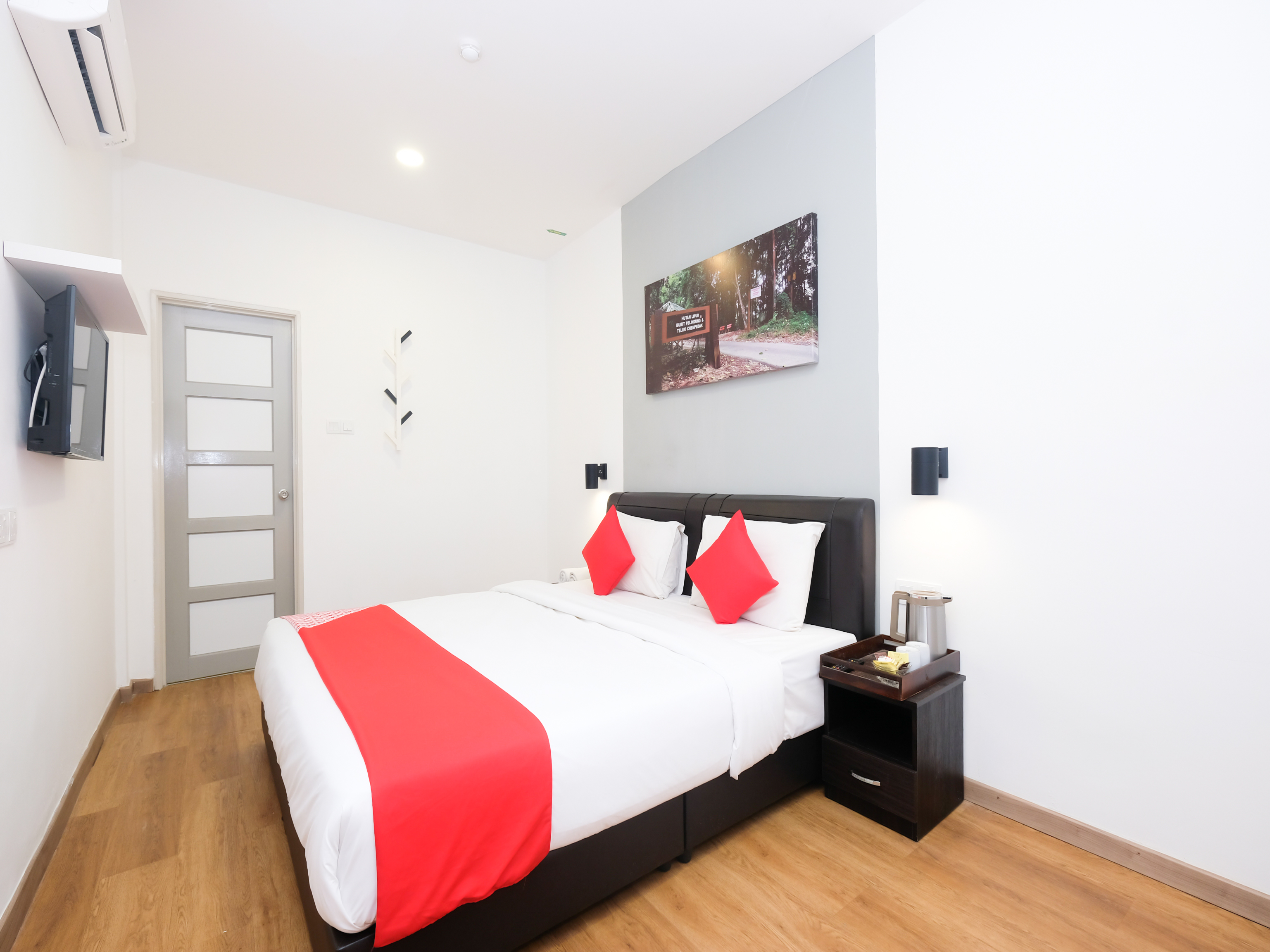OYO 89492 Carlton Inn Bukit Ubi 15/37