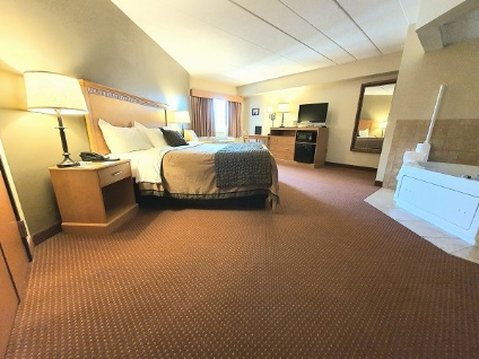 AmericInn by Wyndham Waconia 52/80