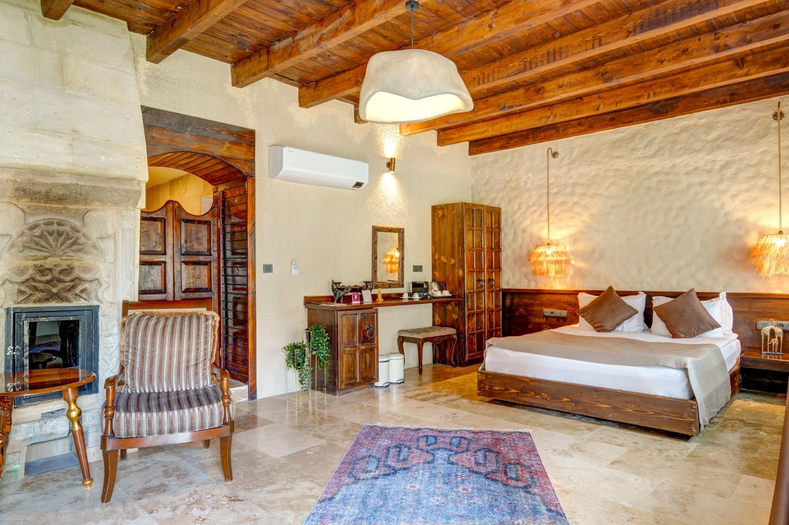 Suite, King Bed, Sauna