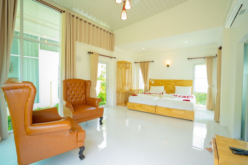 The White House Boutique Chiangrai 28/62