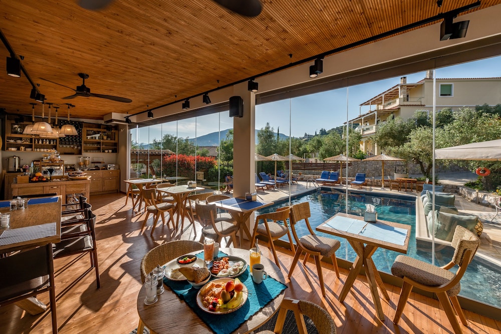 Anthemion Suites And Villas 34/50