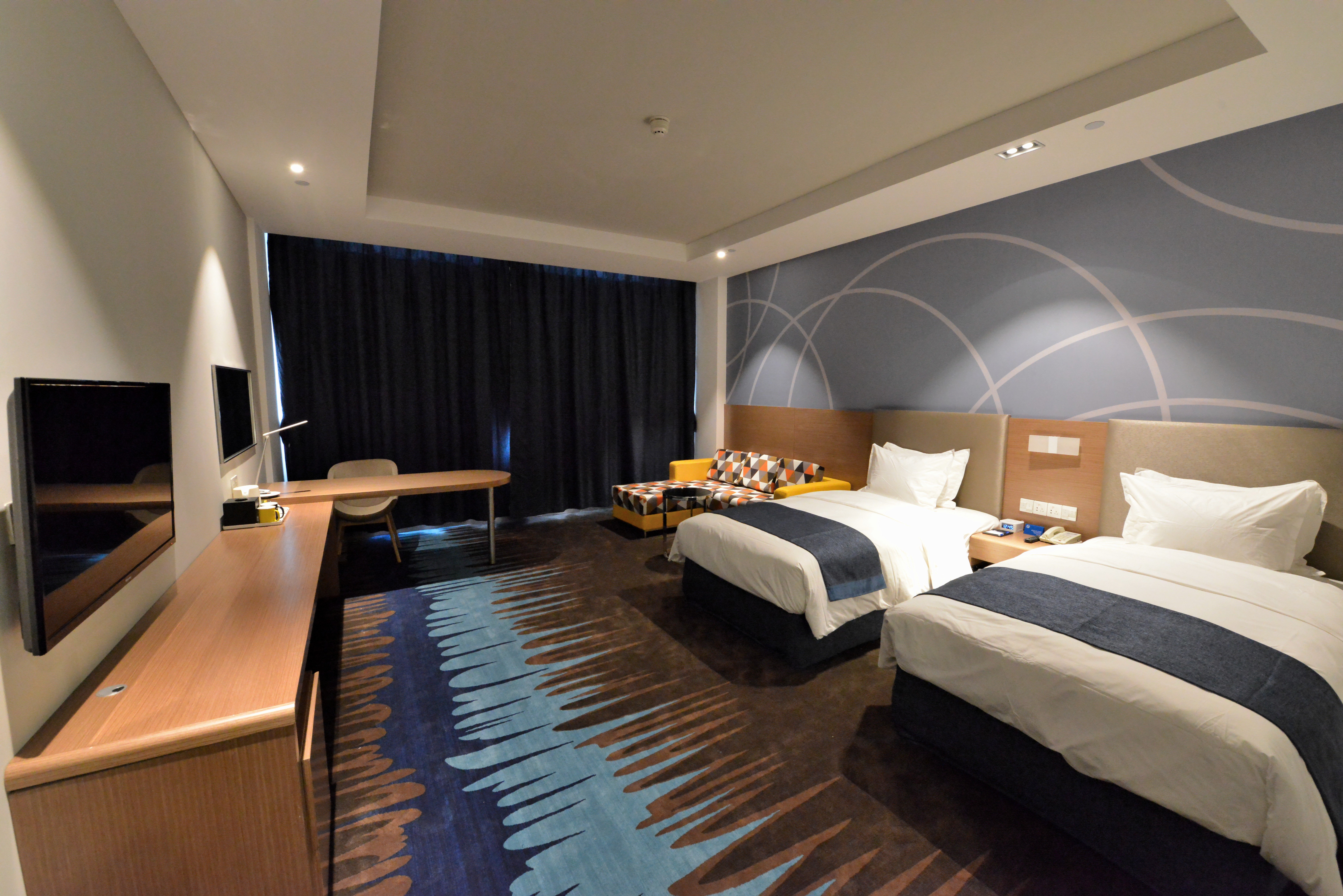 Superior, Twin Beds