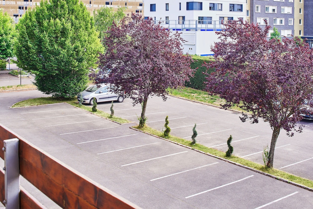 Campanile La Verriere 26/47