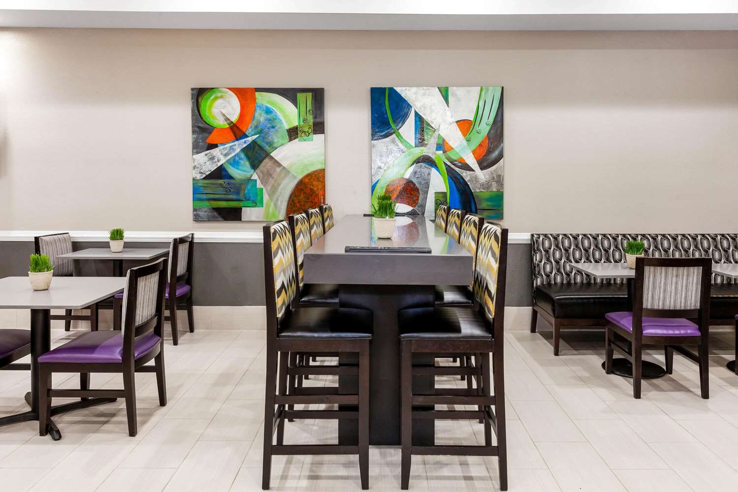 restaurant cafeteria
