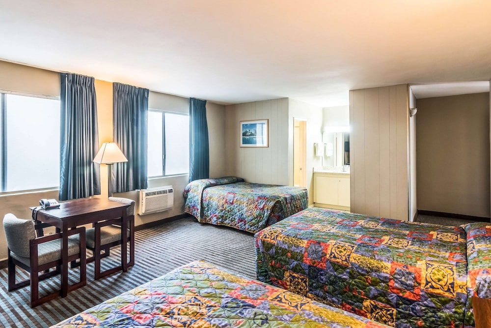Rodeway Inn Regalodge Glendale CA 10/23