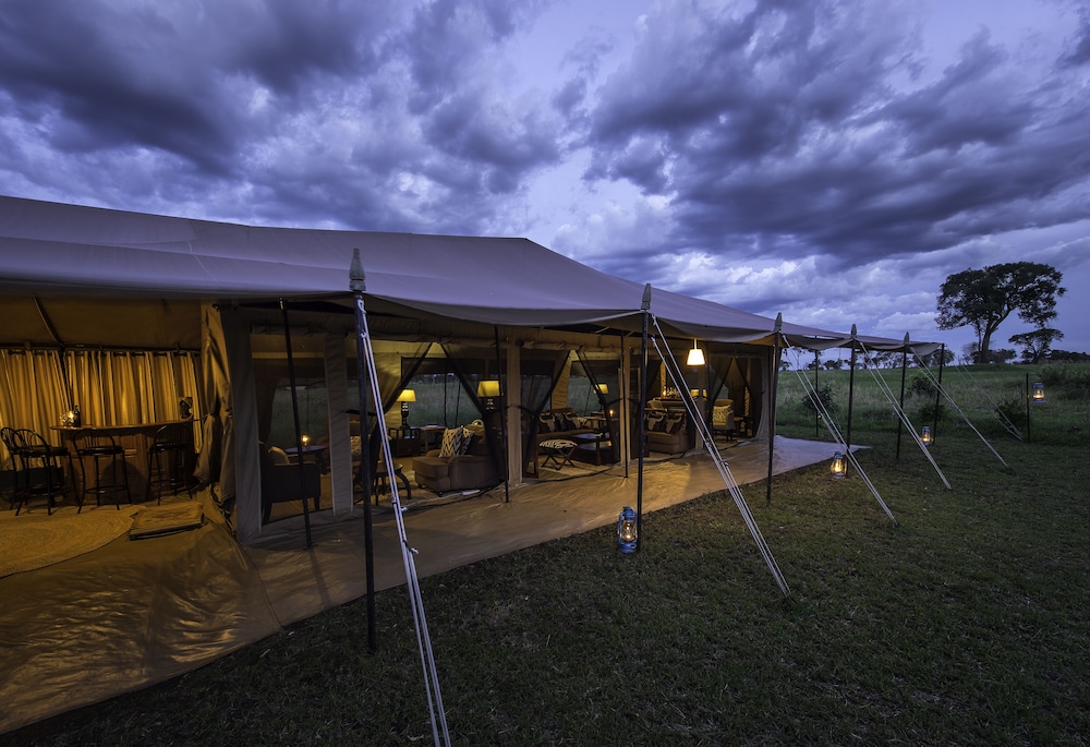 River Camp 23/50