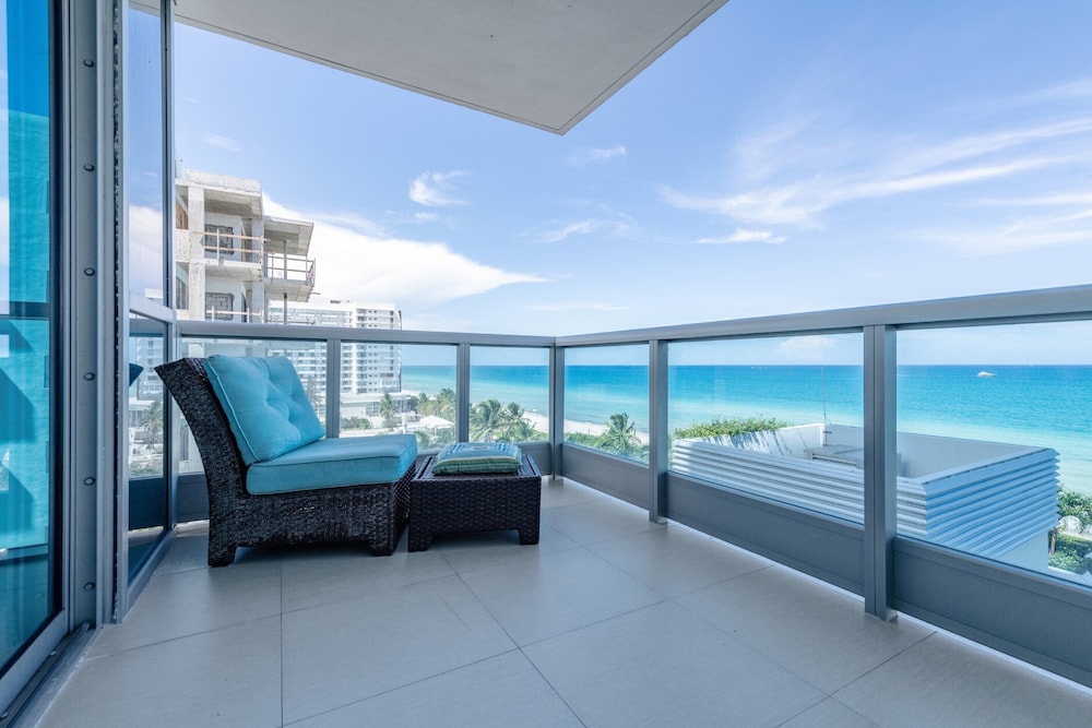 Global Luxury Apartments At Monte Carlo By Global 25/70