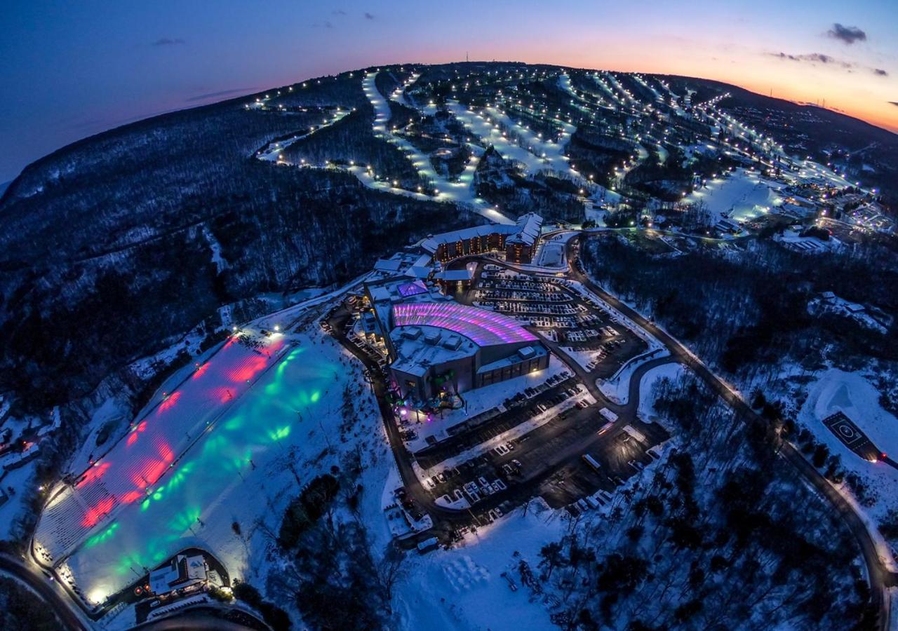 Camelback Resort 57/60