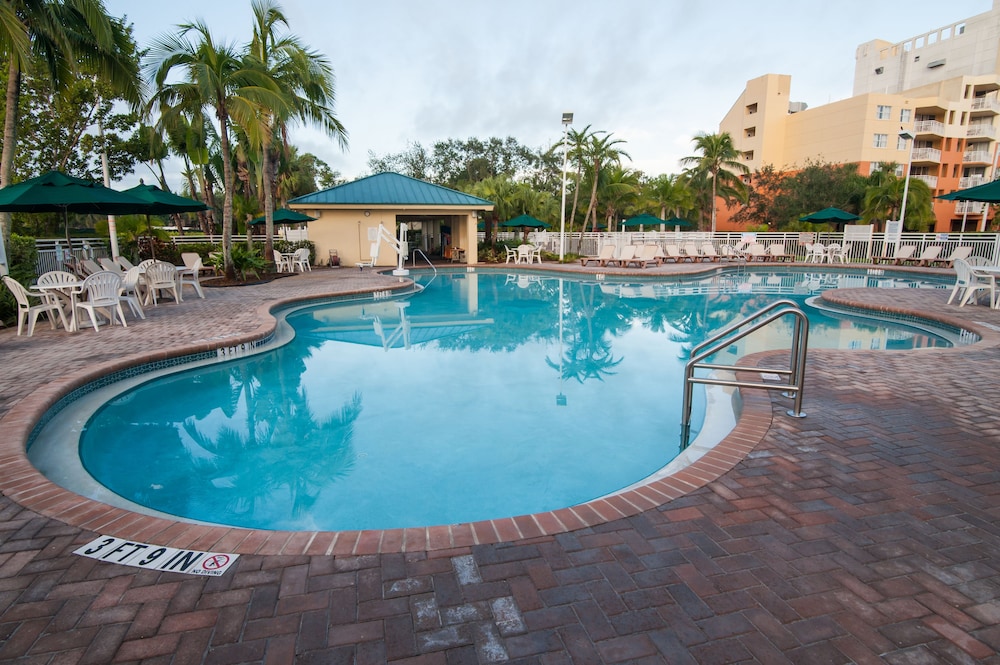 Vacation Village At Bonaventure image