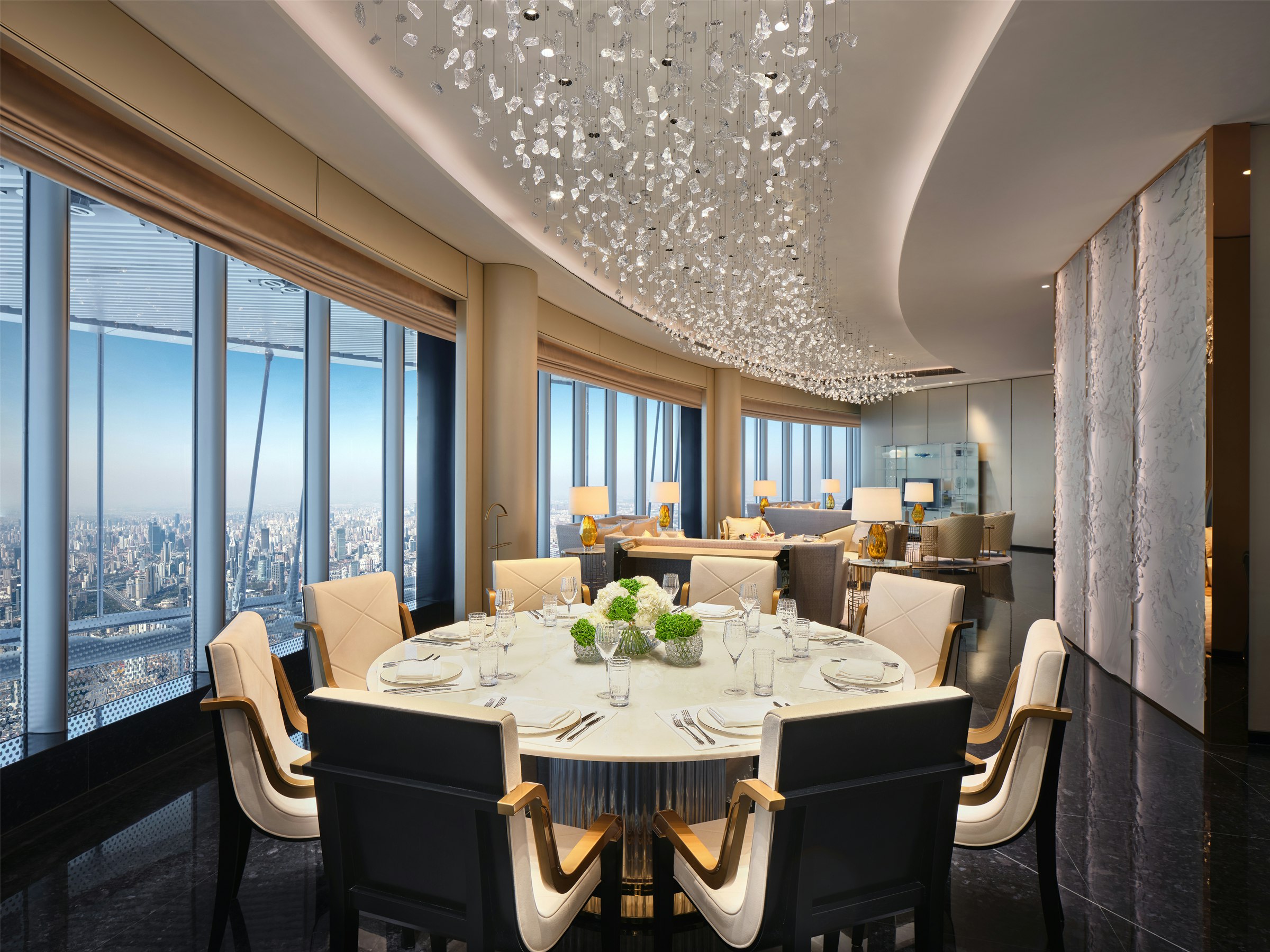 J Hotel Shanghai Tower 34/50