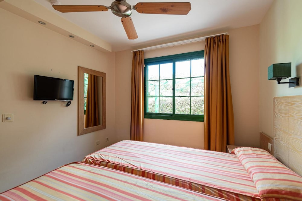 Cordial Sandy Golf Bungalows 37/49