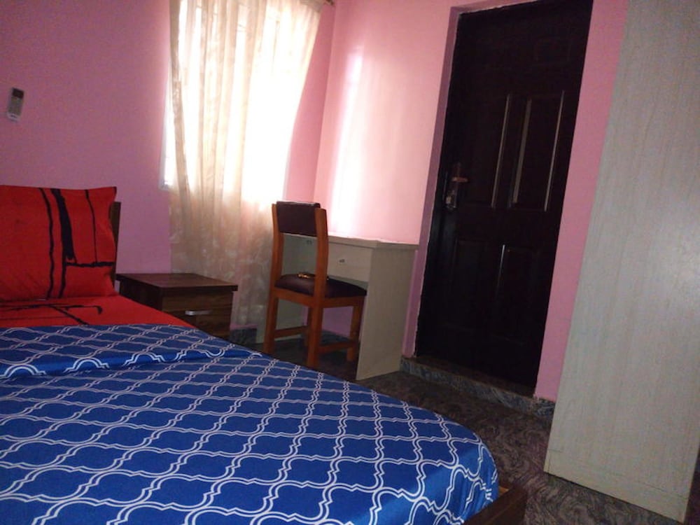 De Maria Inn 13/30