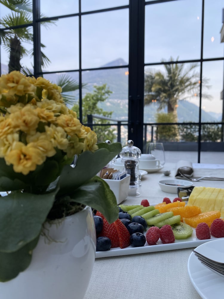 Hotel Lago 35/50