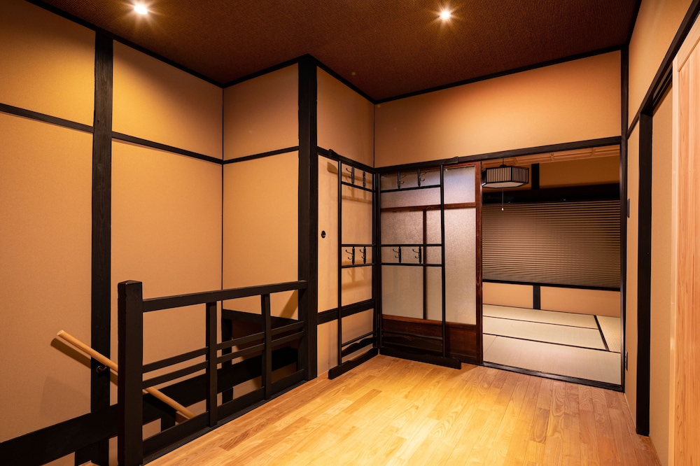 TSUMUGI HACHIJOMINAMOTOCHO [VR] 41/47